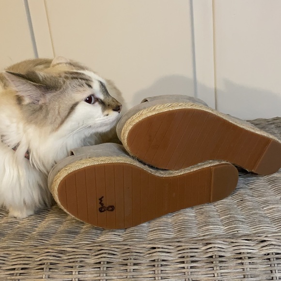 Kenneth Cole Suede Platform Espadrille, size 8🌱 - Picture 6 of 10